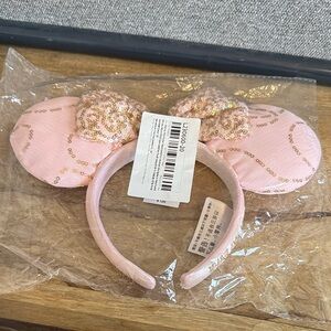 NEW w Tags Disney Pink Sequin Minnie Mouse Headband Ears Disney World